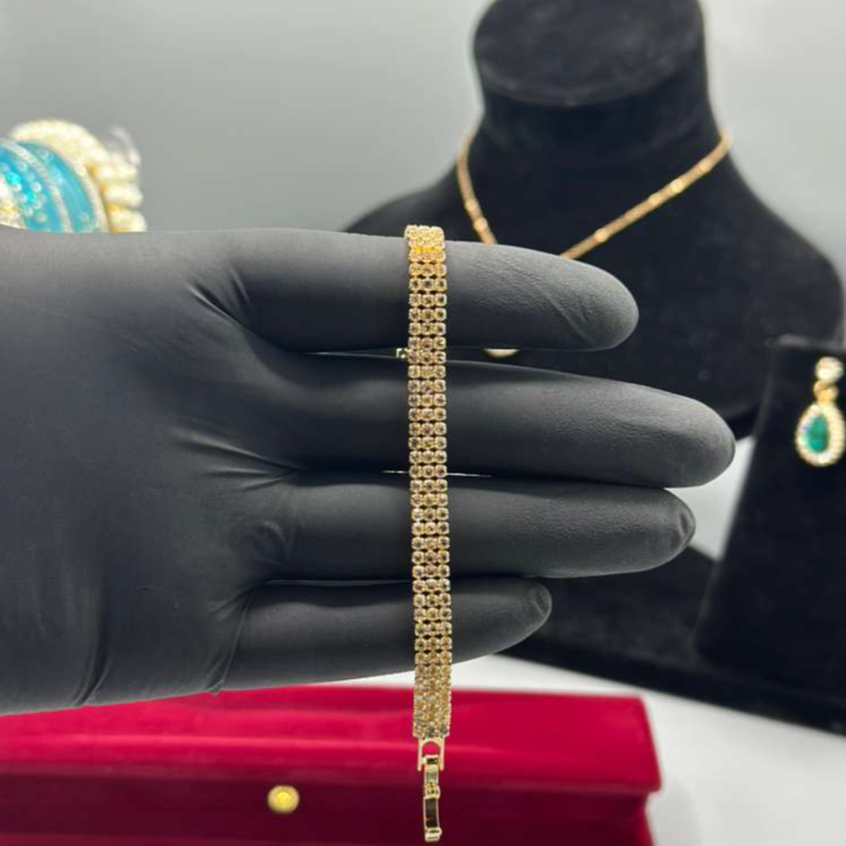 The ‘Lucky Aura’ Signature Suite — Adjustable Clover Motif & Geometric Pavé Slider Collection