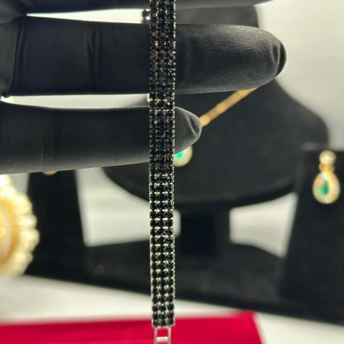 The ‘Lucky Aura’ Signature Suite — Adjustable Clover Motif & Geometric Pavé Slider Collection